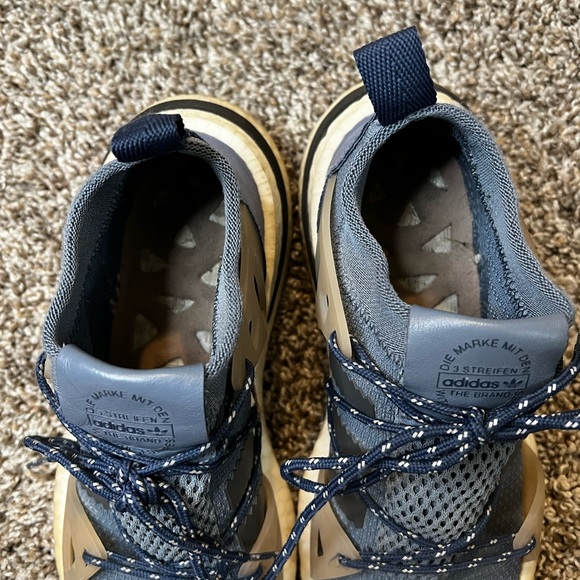 Adidas Arkyn Steel and Ash Pearl - Picture 3 of 5